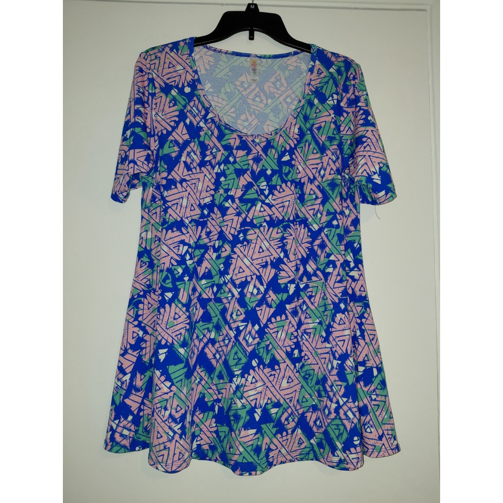 Ladies Small Lularoe Tunic Floral Top Short Sleeve Scoop Neck EUC